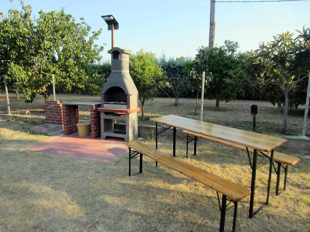 Neria Summer Houses Hanioti