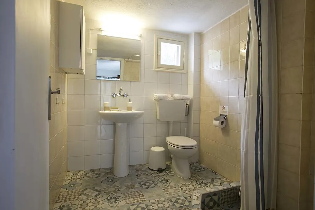 Neria Summer Houses Hanioti