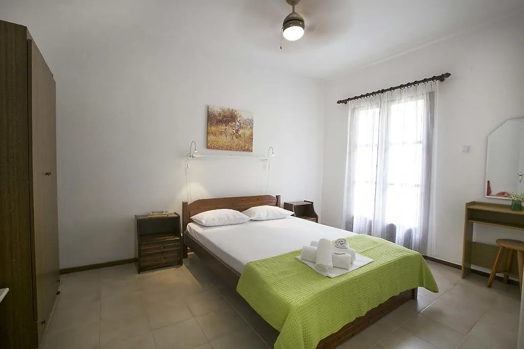 Neria Summer Houses Hanioti Greece