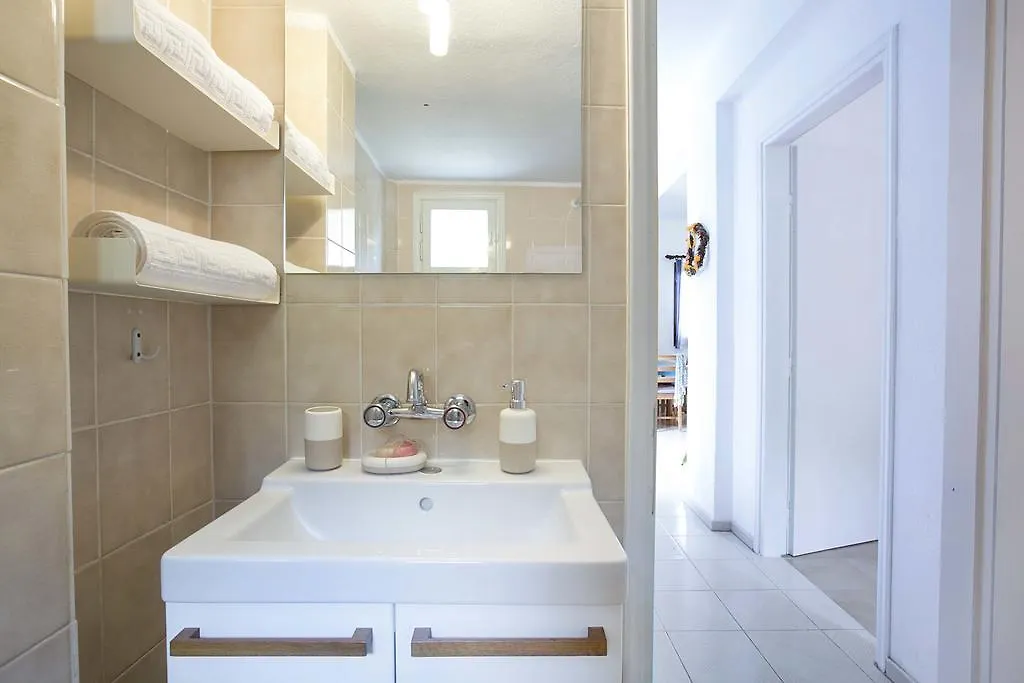 Neria Summer Houses Hanioti Apartment