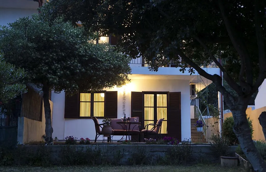 Neria Summer Houses Hanioti