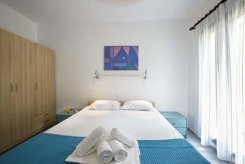 Neria Summer Houses Hanioti